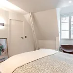 Luxury Duplex - Louvre Museum - 6 Guests *