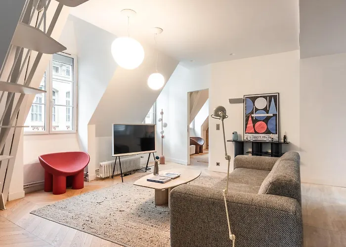 Luxury Duplex - Louvre Museum - 6 Guests