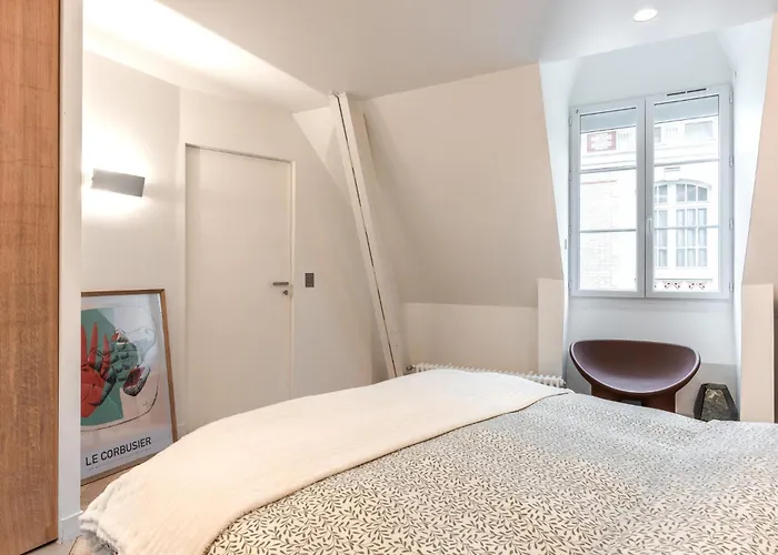 Luxury Duplex - Louvre Museum - 6 Guests *