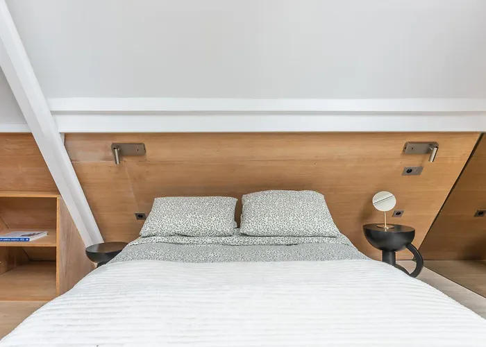 Luxury Duplex - Louvre Museum - 6 Guests