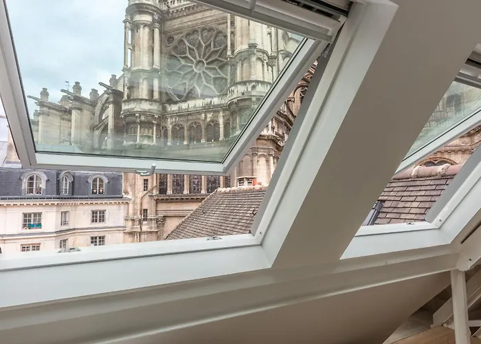 Luxury Duplex - Louvre Museum - 6 Guests